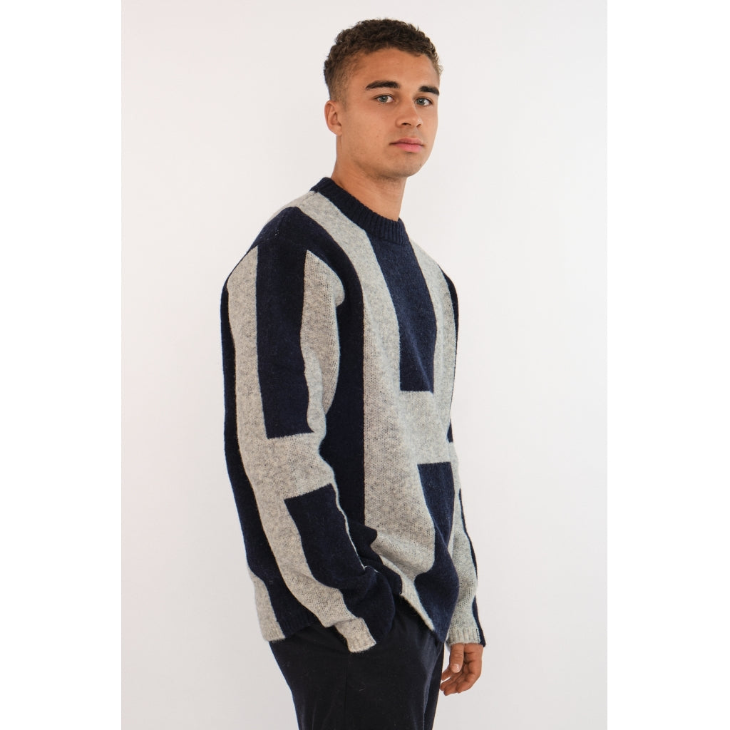 Hést Men ISAK Knit Heavy Knitwear Tops 4001 Navy