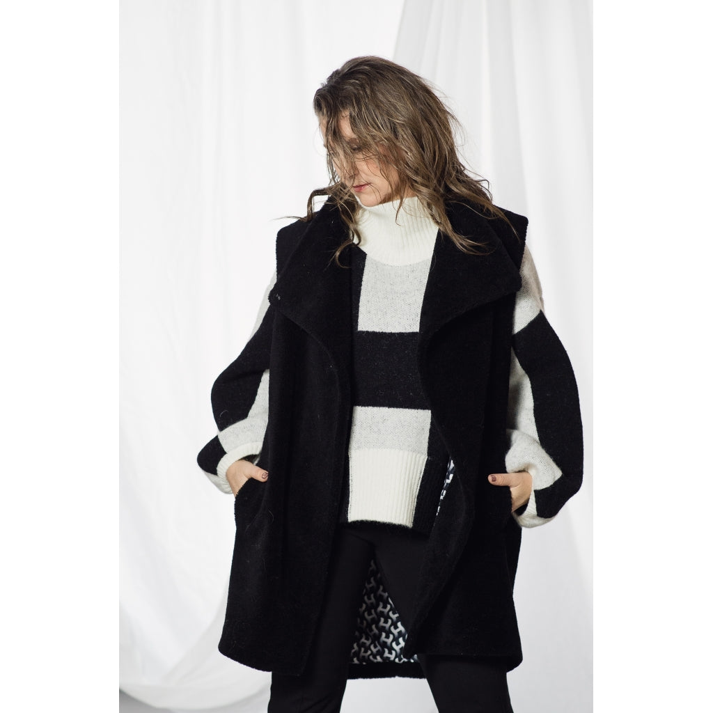 HÉST AS Hést Embla Vest Outerwear/Vest/Bodywarmer Black