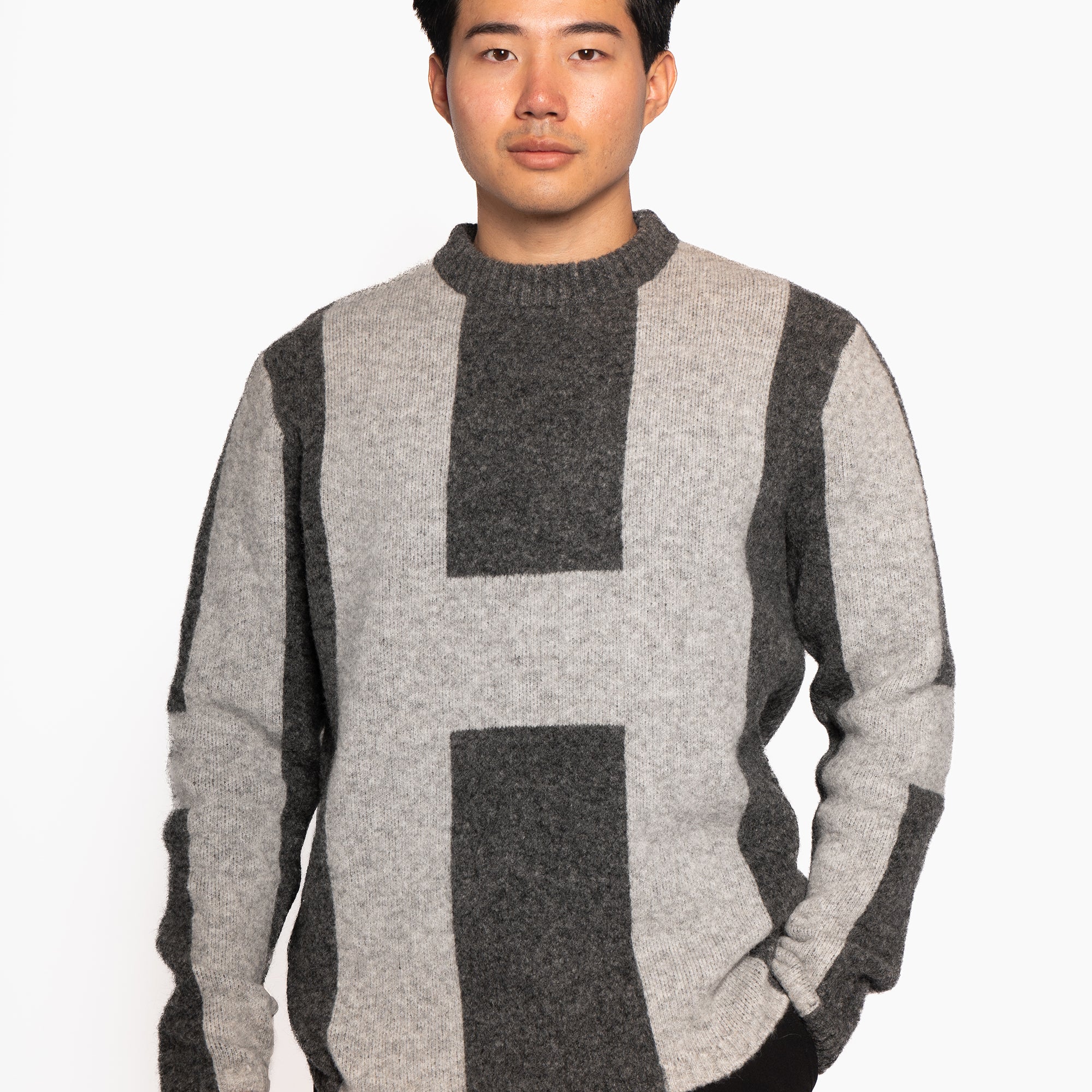 Hést Men ISAK Sweater Heavy Knitwear Tops 420 Dark grey melange with grey