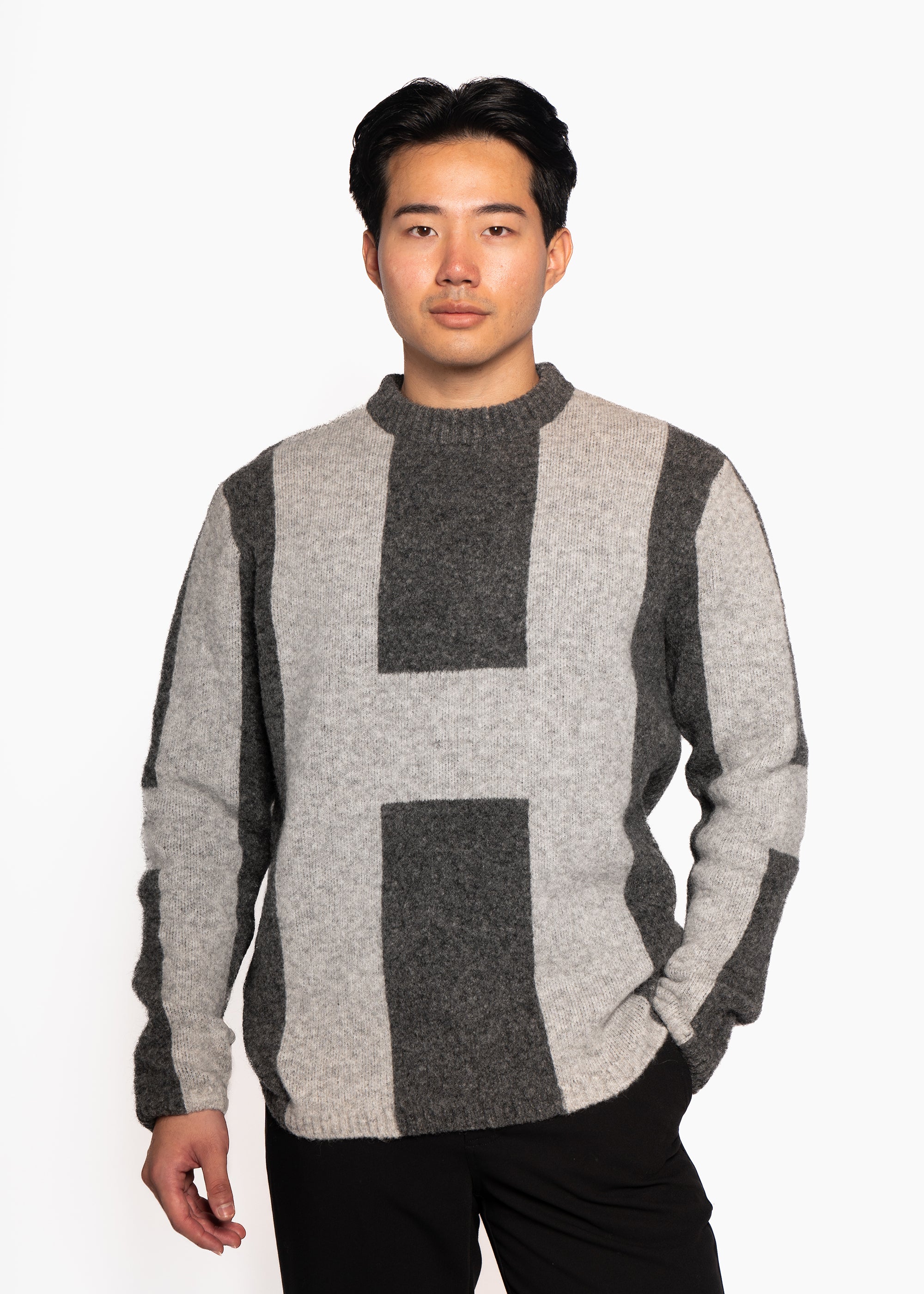 Hést Men ISAK Sweater Heavy Knitwear Tops 420 Dark grey melange with grey