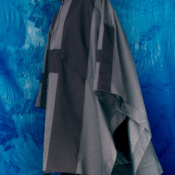 Hést Unisex YLVA Rain Poncho Outerwear/Vest/Bodywarmer 990 Dark grey